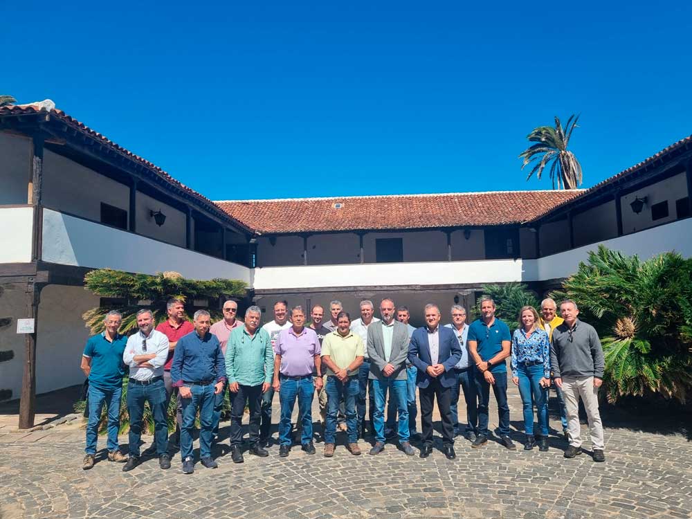 El Cabildo estudia la creación de una Oficina del Regante en la Isla para mejorar la eficiencia y el uso del agua